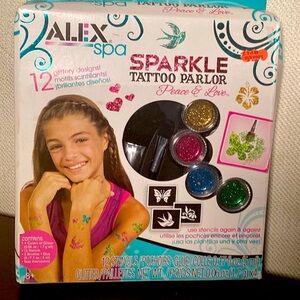 Glitter tattoo for kids